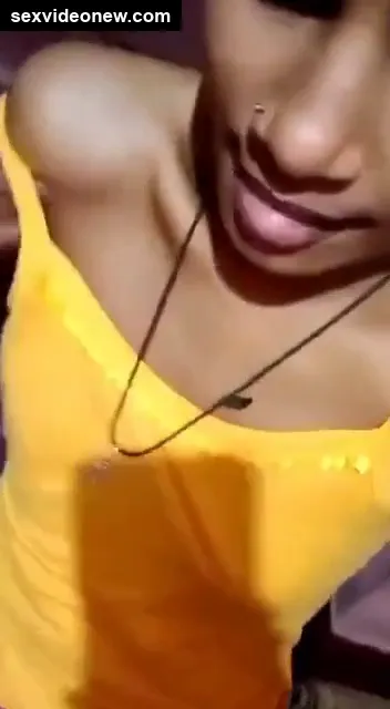 19 year old girl village xxx selfie