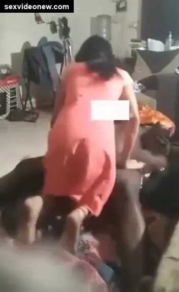 Skinny figure bangalore girl fucked by nigerian cock