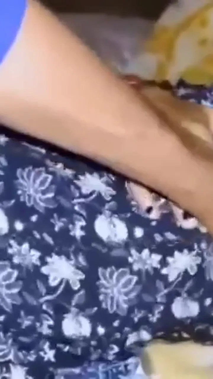 Desi village girl and boyfriend’s hot foreplay video