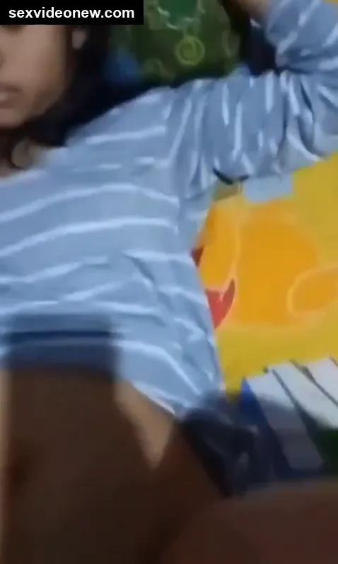 Telugu young girl tight pussy fucking (virgin XXX)