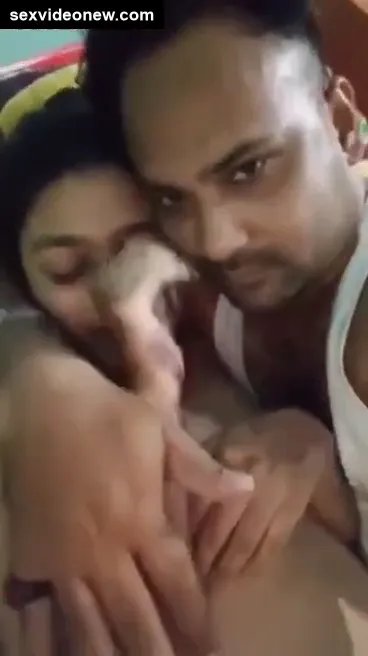 Bihari muslim jija Sali boobs sucking video