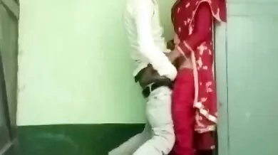 Muslim Bhabhi and cousin devar secret chudai MMS