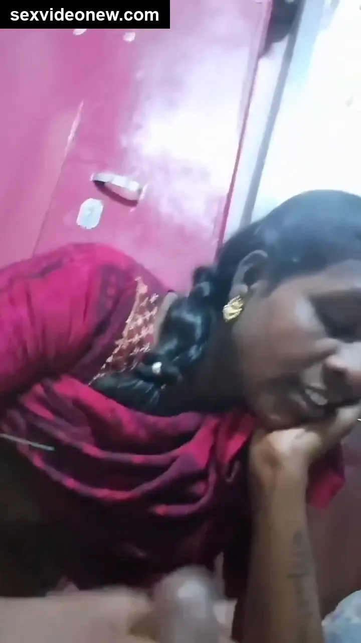 Desi telugu stepmom giving handjob to son