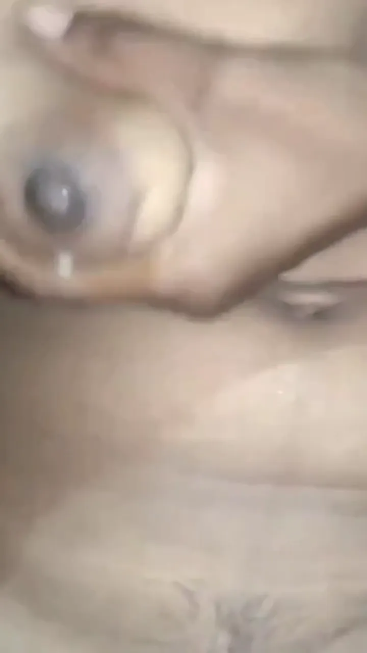 Telugu Bhabhi milks boobs and fingers her pussy