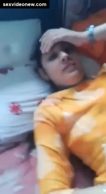 Telugu audio mms – Young girl showing pussy, ass and boobs