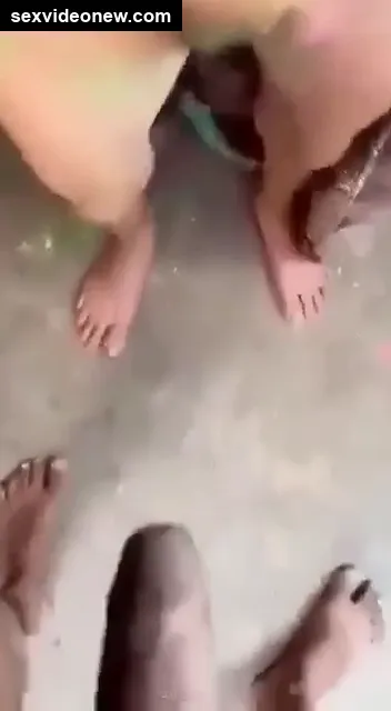 Sexy desi aunty and lover fucking on holi day