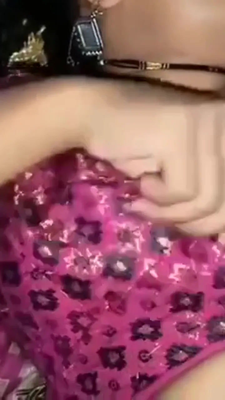 Chudakkad aunty sucking lund with mangalsutra!