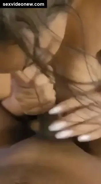 Desi wife sucking like pro in honeymoon suite
