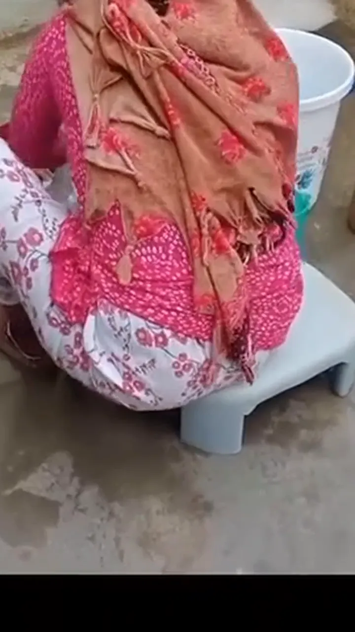 XXX gaand fucking bf of muslim kamwali lady and her boss