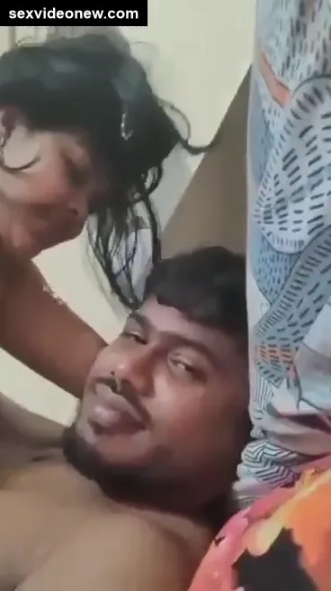 Married Indian sister hot pussy fucking with boobs sucking!