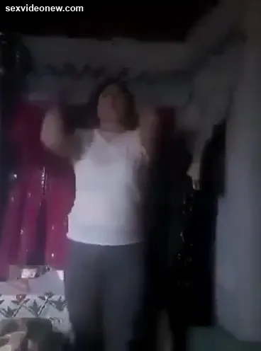 Sexy muslim aunty naked stripping in video call