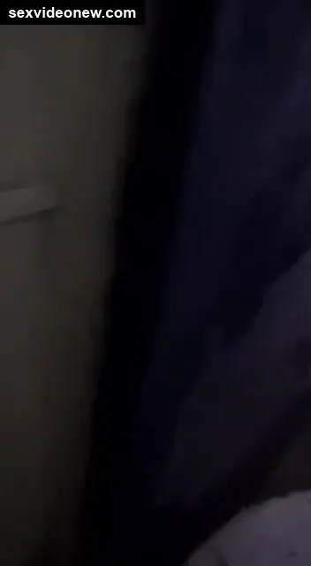 Desi nurse and ward boy caught fucking in toilet