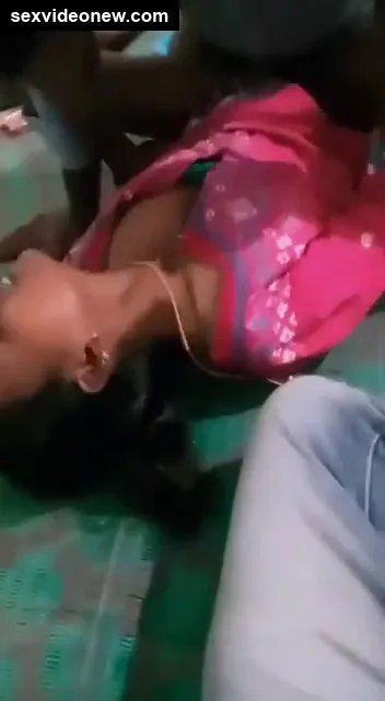 Telugu girlfriend sharing threesome porn video