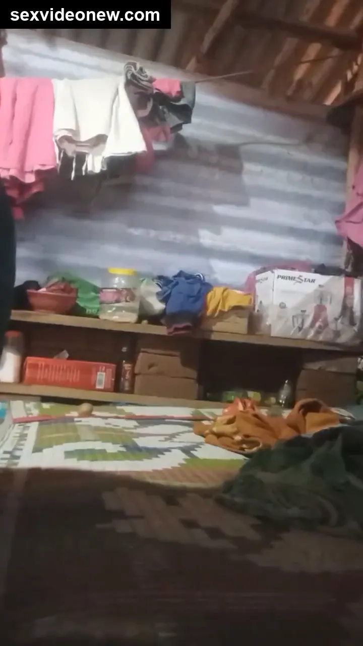 Tanker boobs village housewife pussy fingering video