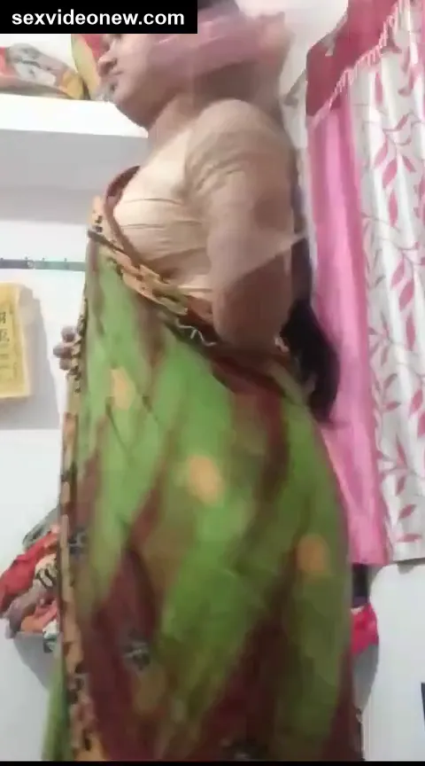 Telugu cheating bhabhi in nude video call with lover
