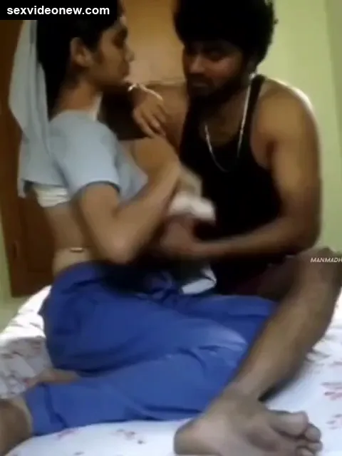 Beautiful Telugu college girl and cousin’s home video