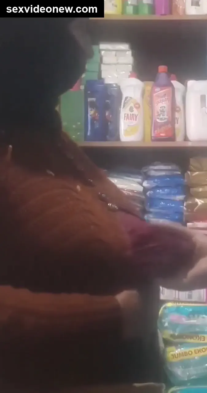 Desi aunty gets boobs fondled by shopkeeper