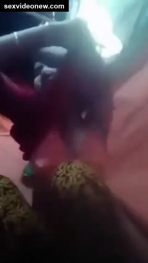 Young village girl fingering her hairy pussy in naked mms