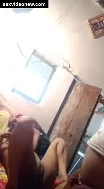 Desi kirana guy village bhabhi full hot pussy eating video