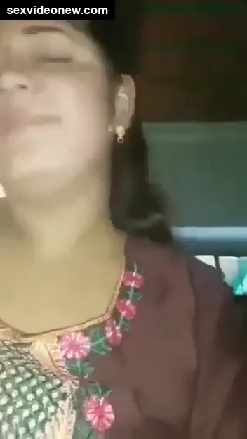 Cute lover bhabhi gets her clean shaved pussy pumped