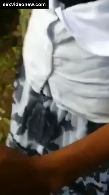 Hot telugu college girl sucking black cock outdoor