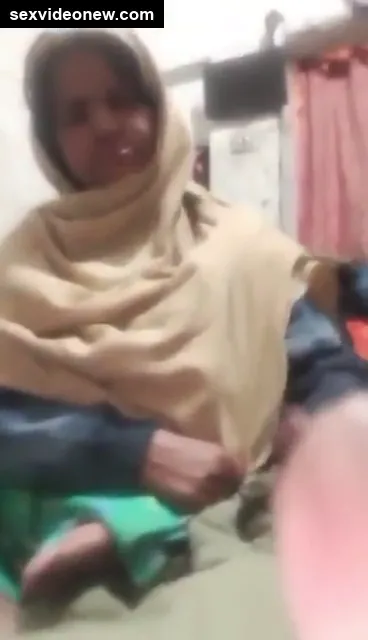 Desi budha uncle granny handjob video