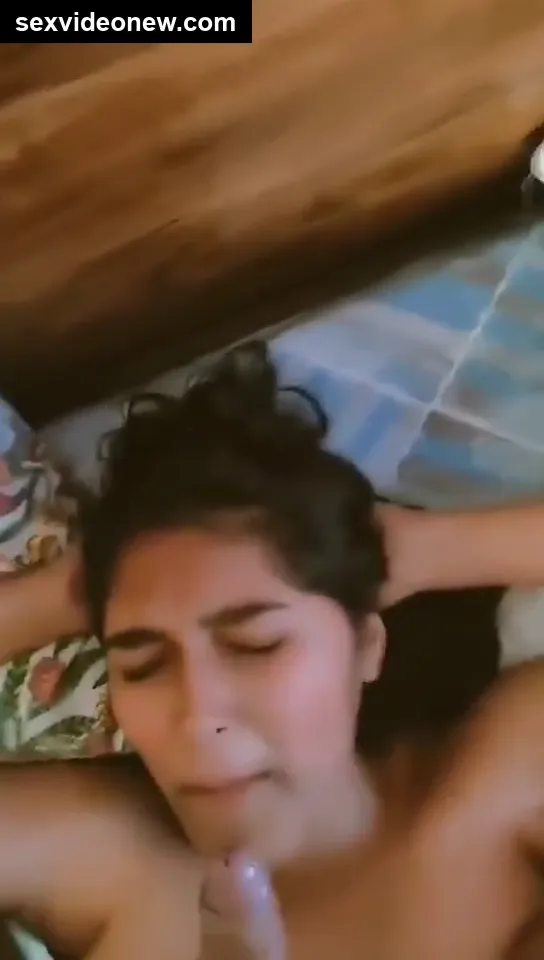 Desi girlfriend gets facial cumshot from boyfriend (hot mms porn)