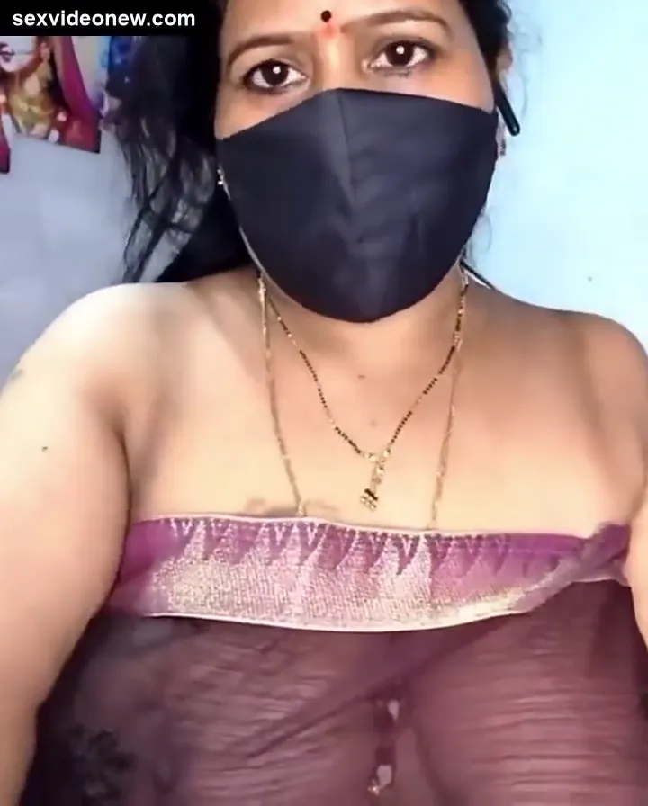 Telugu webcam aunty showing naked body online