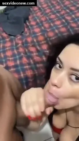 Delhi bhabhi dimple sucking 2 cocks at a time