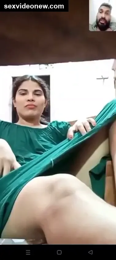 Telugu bhabhi exposing in naked video call (with audio)