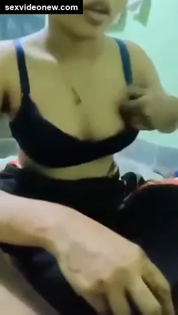 Telugu bhabhi licks her own milk from nipples
