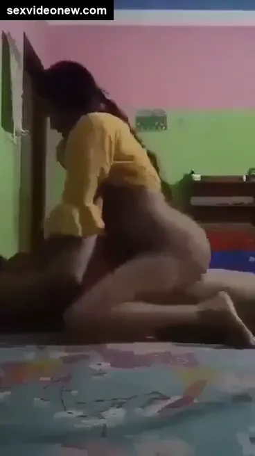 Young telugu kamwali rides on boss's cock