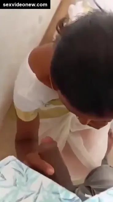Telugu aunty deep blowjob with clear audio