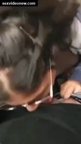 Nerdy telugu college girl sucking and cock riding clip