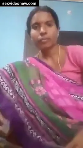Telugu bhabhi happily shows all holes in xxx video call