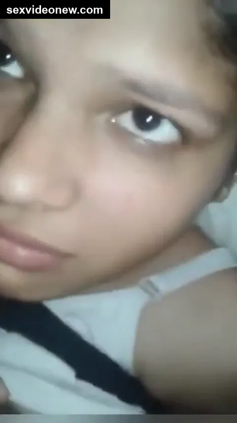 Innocent face Indian cousin blowjob and boobs sex mms